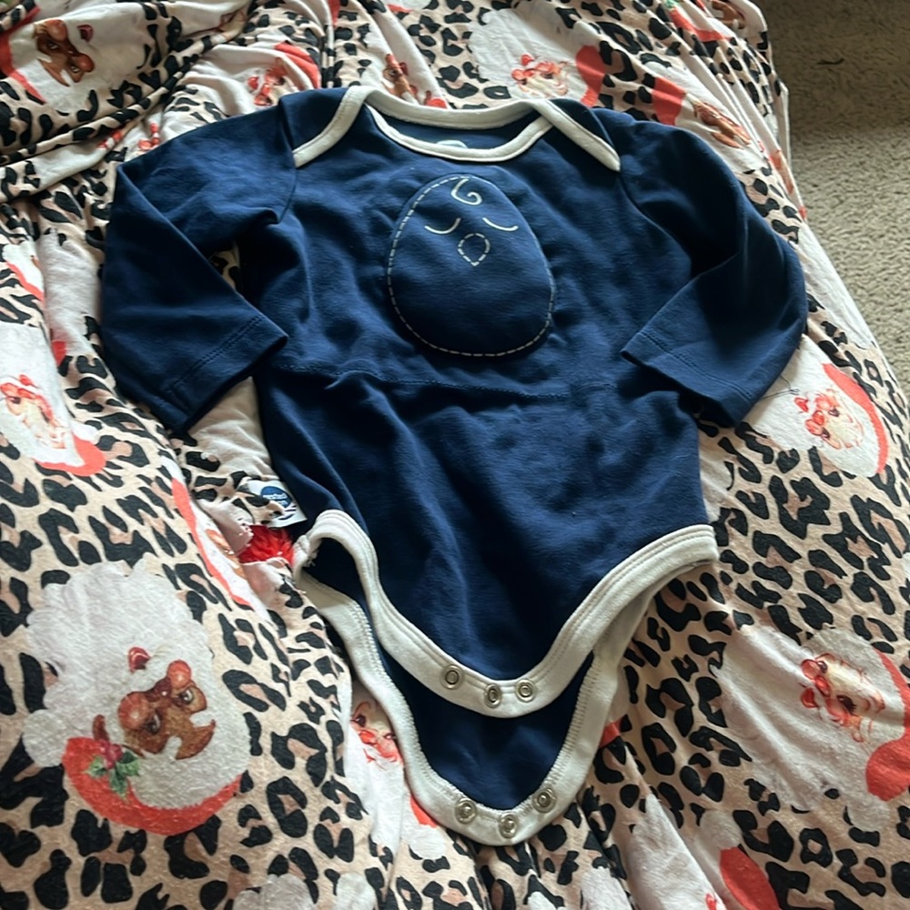 B27 Nested bean sleep onesie 6-9 months